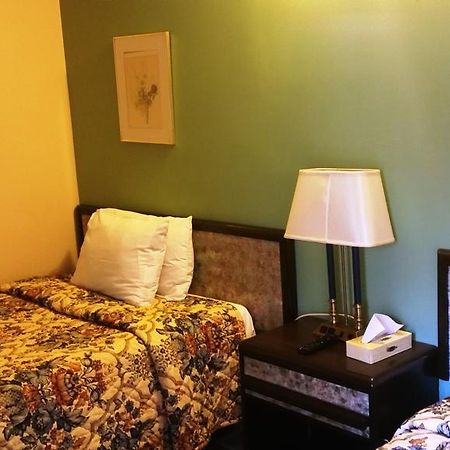 A Voyageur'S Guest House オタワ エクステリア 写真